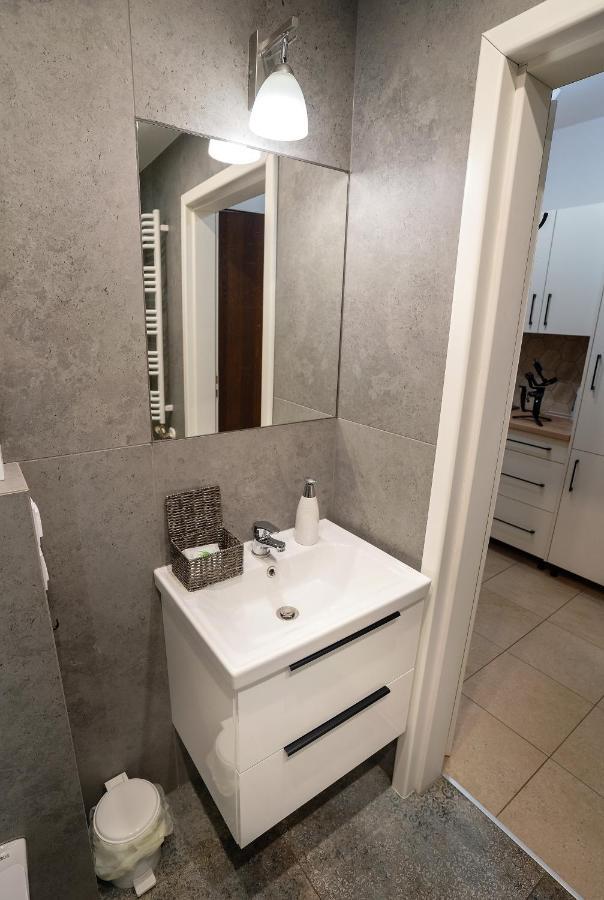 Zyblikiewicza Appartement Krakau Buitenkant foto